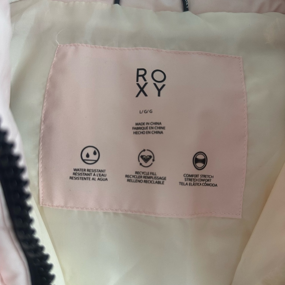 Roxy woman’s Pink Puffer Vest - Picture 3 of 4